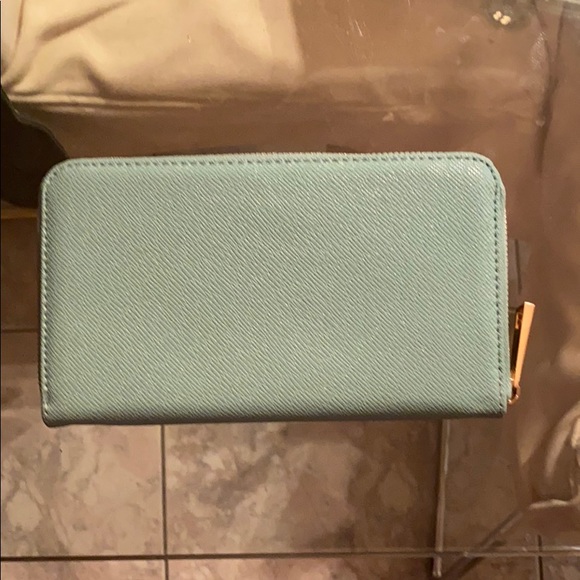 Aldo Wallet - Picture 2 of 3